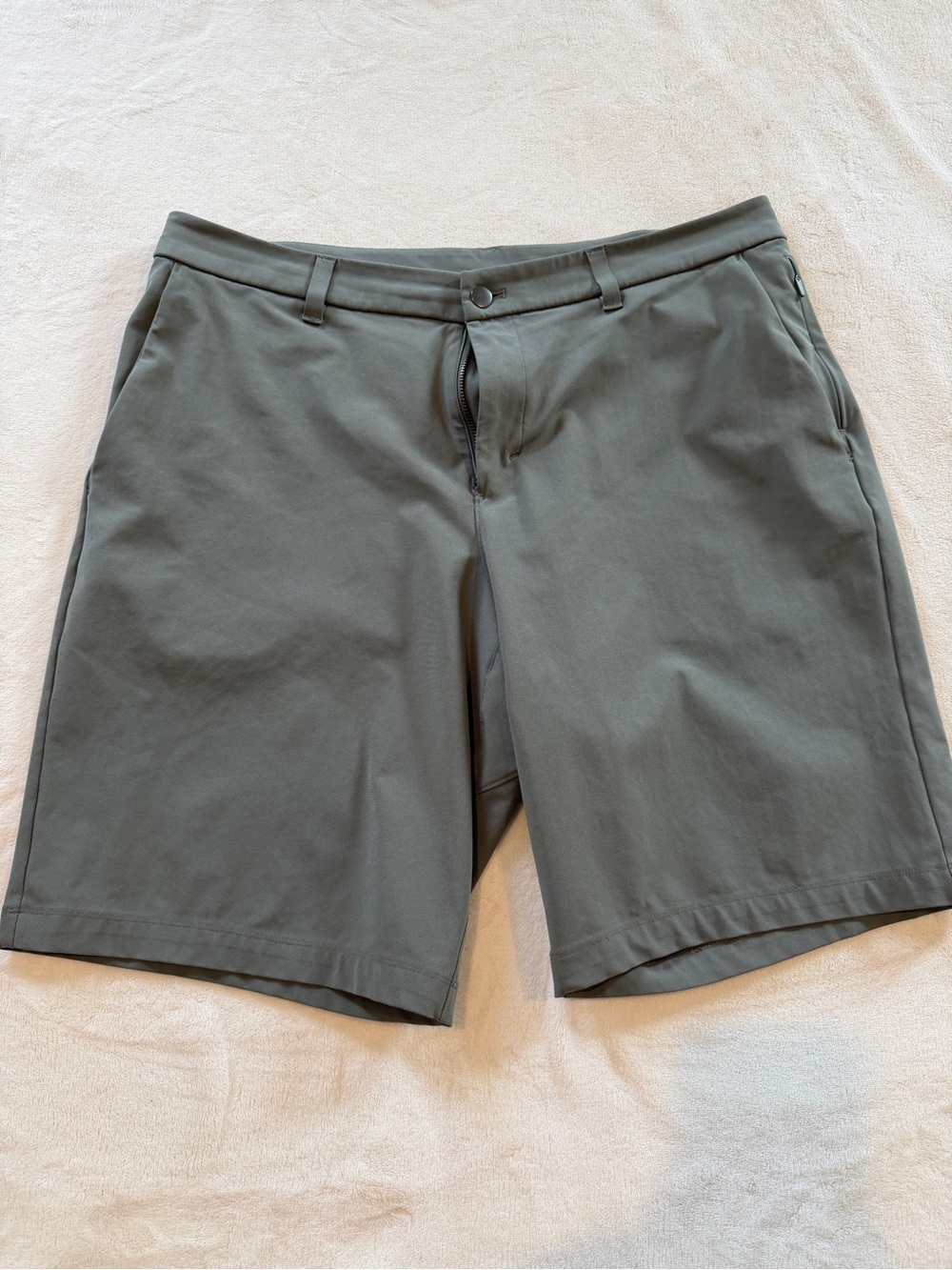 Lululemon Mens Commission Golf Shorts